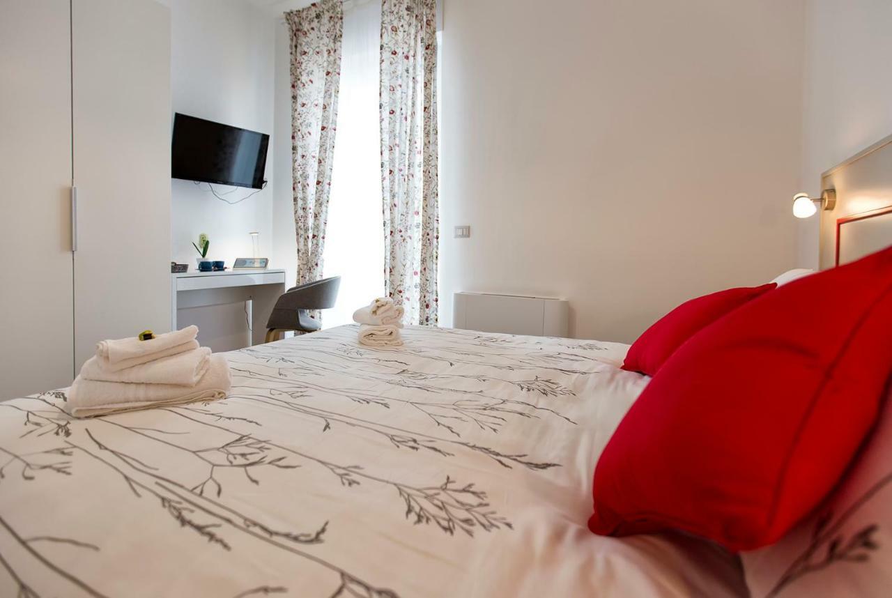 Jolie Julie Accomodation Сасари Екстериор снимка
