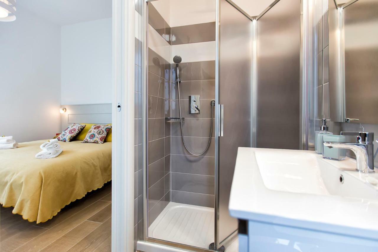 Jolie Julie Accomodation Сасари Екстериор снимка