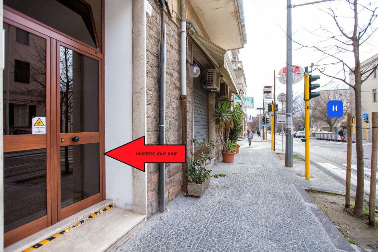 Jolie Julie Accomodation Сасари Екстериор снимка